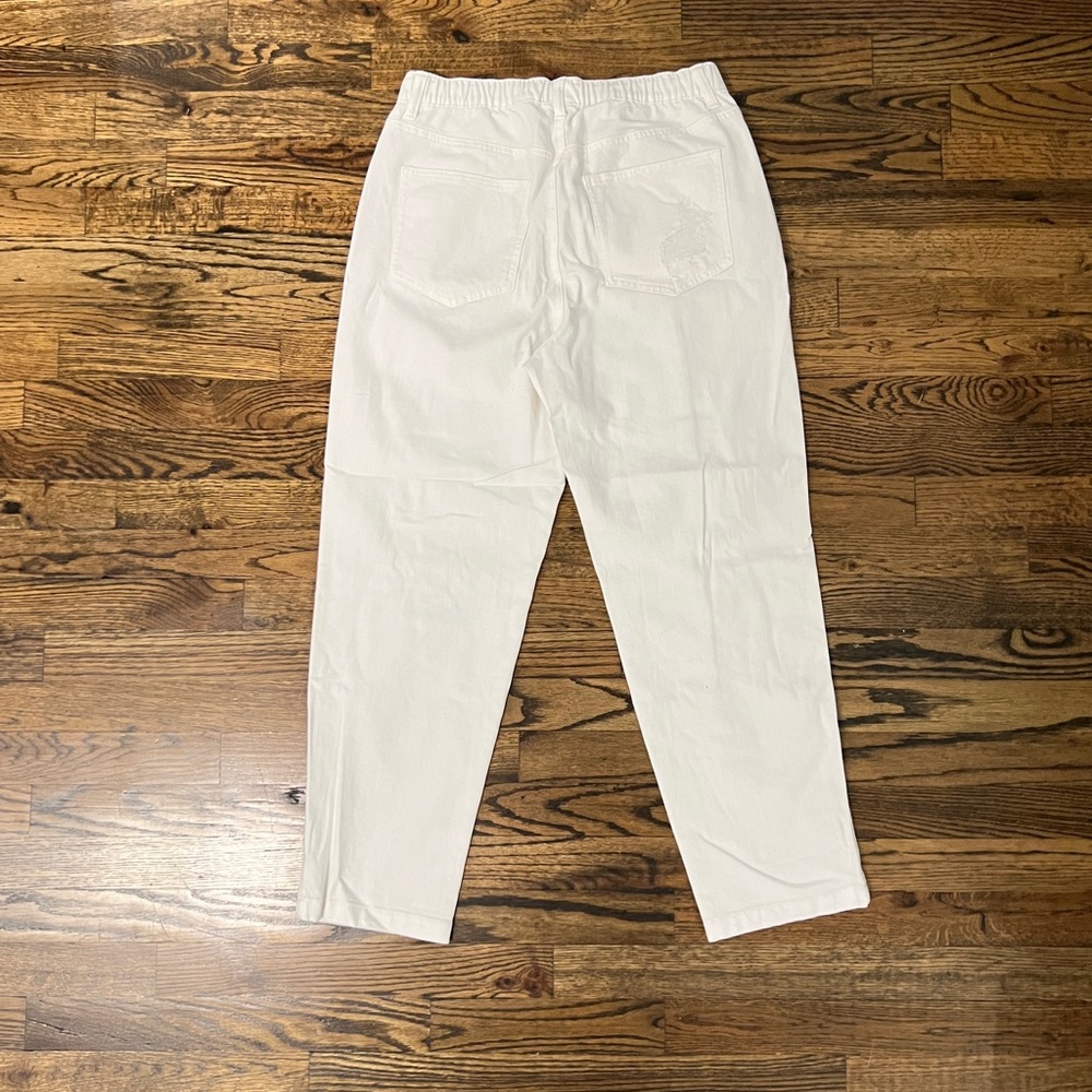 Aerie distressed white jeans - size M - Picture 2 of 3